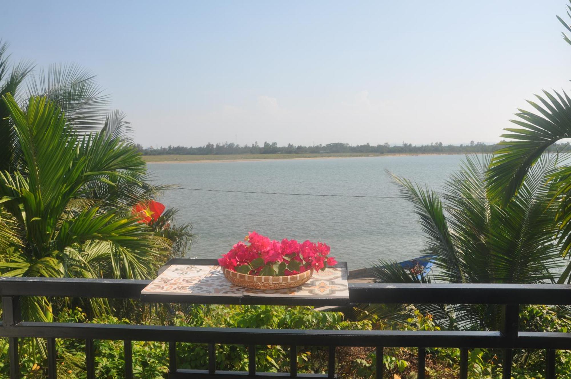 Autumn Bay Retreat Hoi An Hotel Buitenkant foto