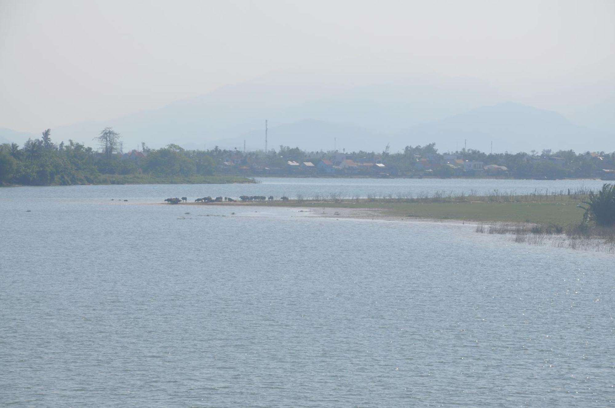 Autumn Bay Retreat Hoi An Hotel Buitenkant foto